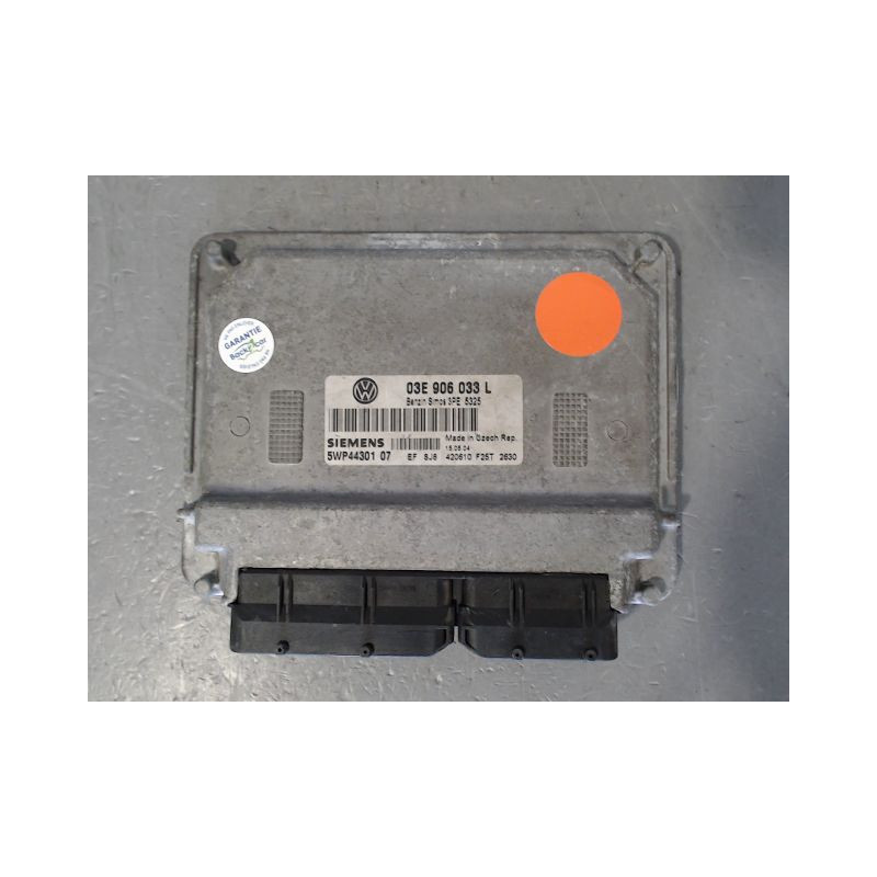 CALCULATEUR MOTEUR VOLKSWAGEN POLO