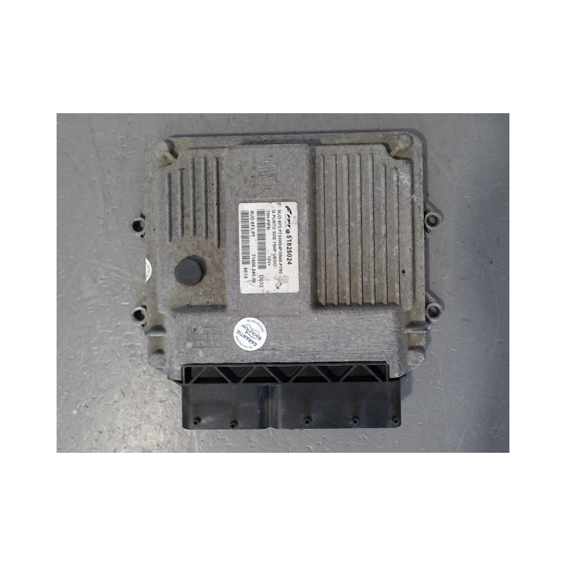 CALCULATEUR MOTEUR FIAT PUNTO