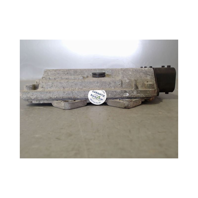 CALCULATEUR MOTEUR FIAT PUNTO