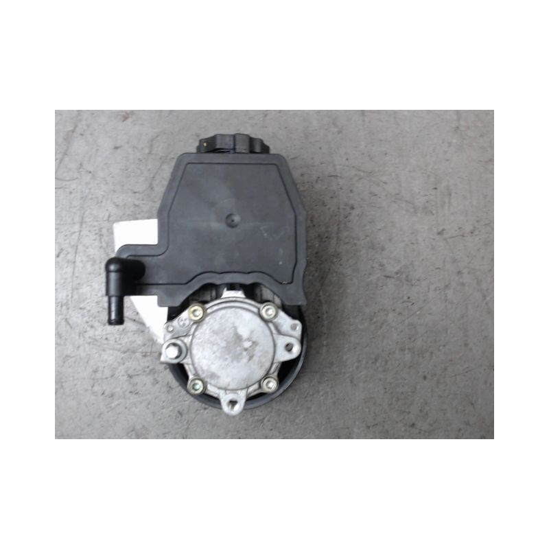 POMPE DIRECTION ASSISTEE MERCEDES CLASSE C COUPE SPORT
