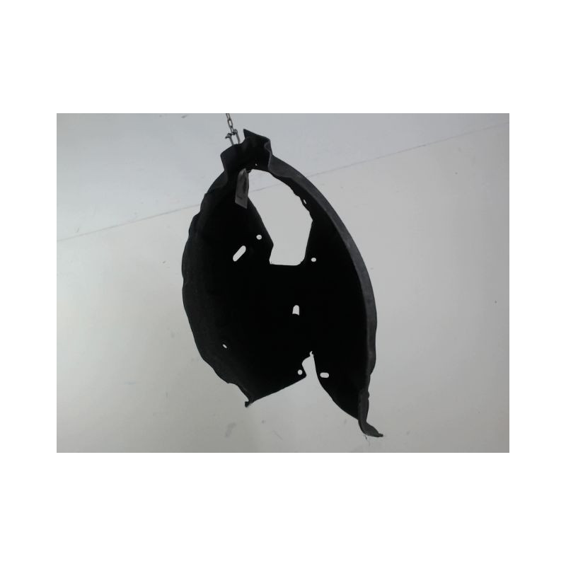 PARE-BOUE AVANT GAUCHE RENAULT MEGANE