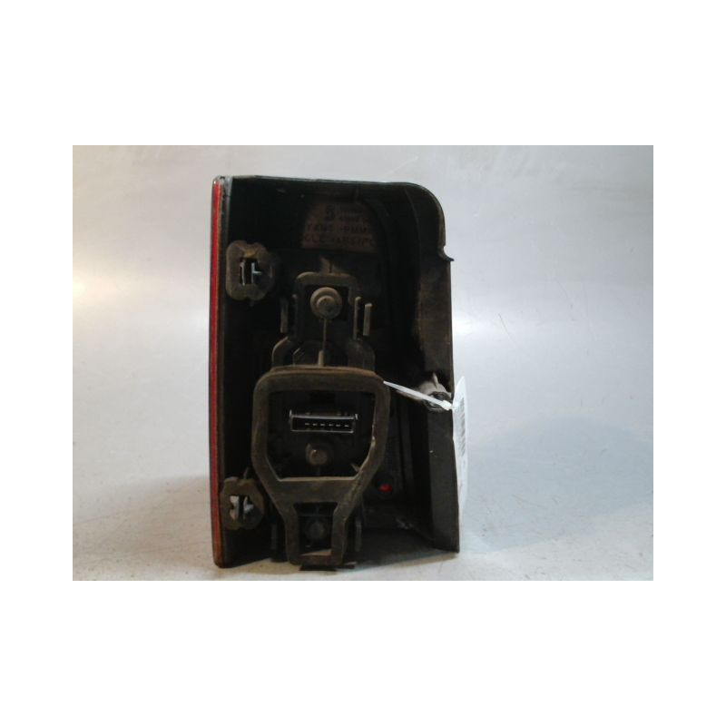 FEU ARRIERE DROIT CITROEN BERLINGO BREAK 2002-