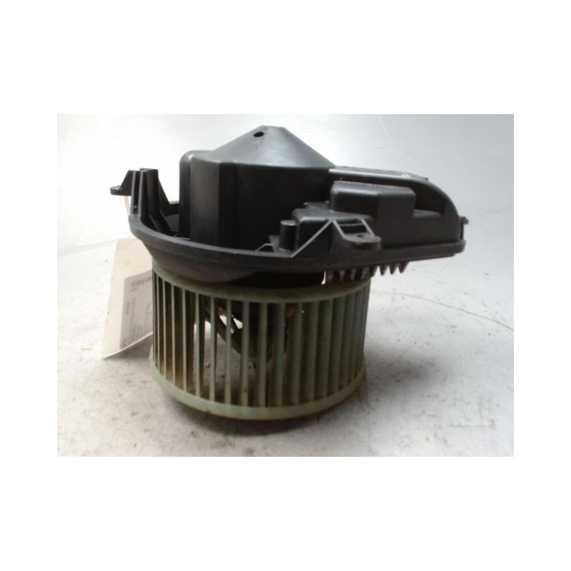 MOTEUR VENTILATEUR CHAUFFAGE PEUGEOT 306 97-2001
