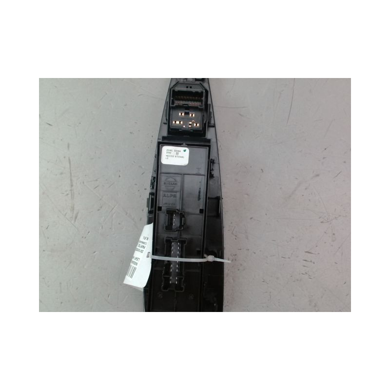 COMMANDE LEVE-GLACE PORTE AVG NISSAN LEAF 2011-...