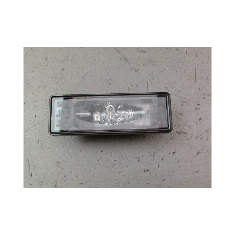 ECLAIREUR PLAQUE DE POLICE DROIT RENAULT CAPTUR Phase 1 2013-...