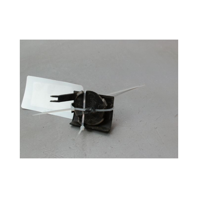 OBTURATEUR COUVRE CROCHET DE BOUCLIER AV RENAULT CLIO III Phase 1 2005-2009