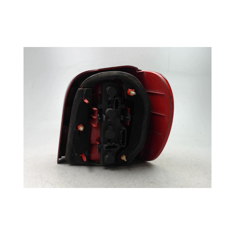 FEU ARRIERE GAUCHE  VOLKSWAGEN POLO III Phase 2 (6N) 1999-2001