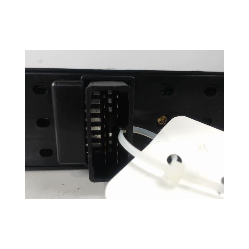 COMMANDE LEVE-GLACE PORTE AVG KIA SPORTAGE II 04-2007