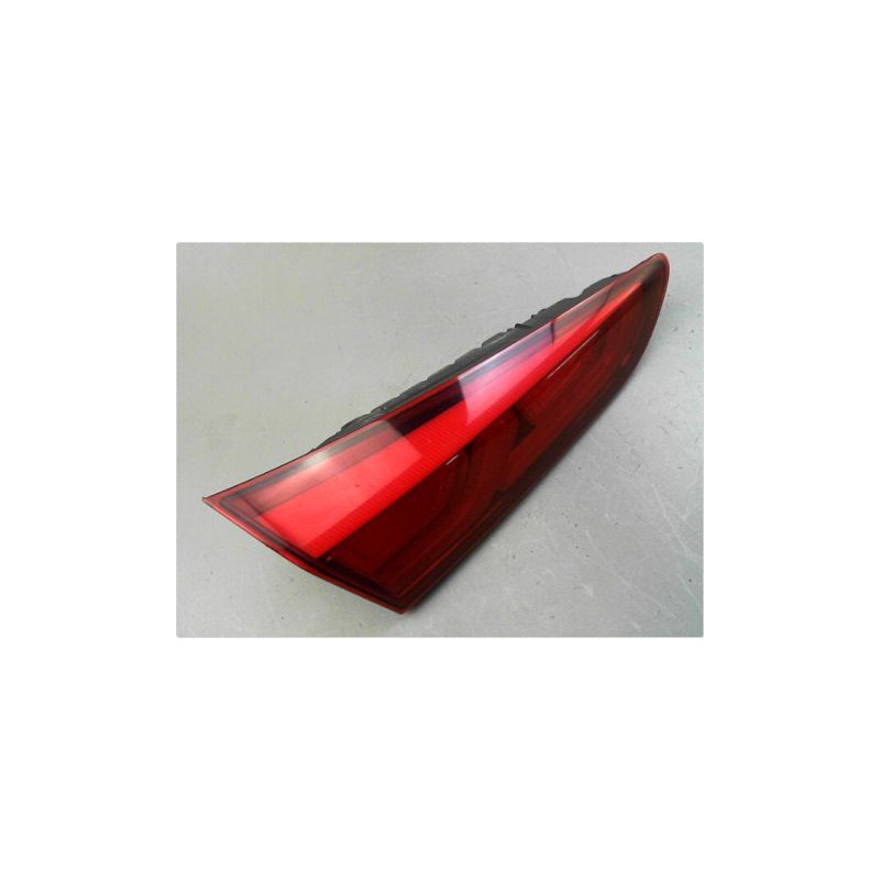 FEU ARRIERE INTERIEUR GAUCHE HYUNDAI I 20 PH2 12-15