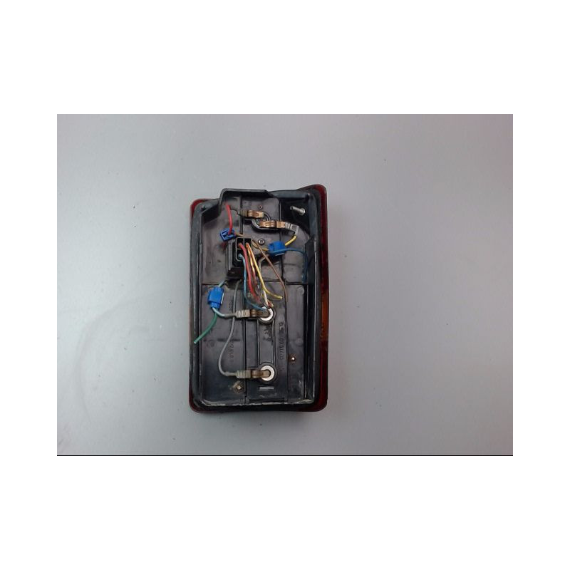 FEU ARRIERE GAUCHE  CITROEN C25 1400 COURT