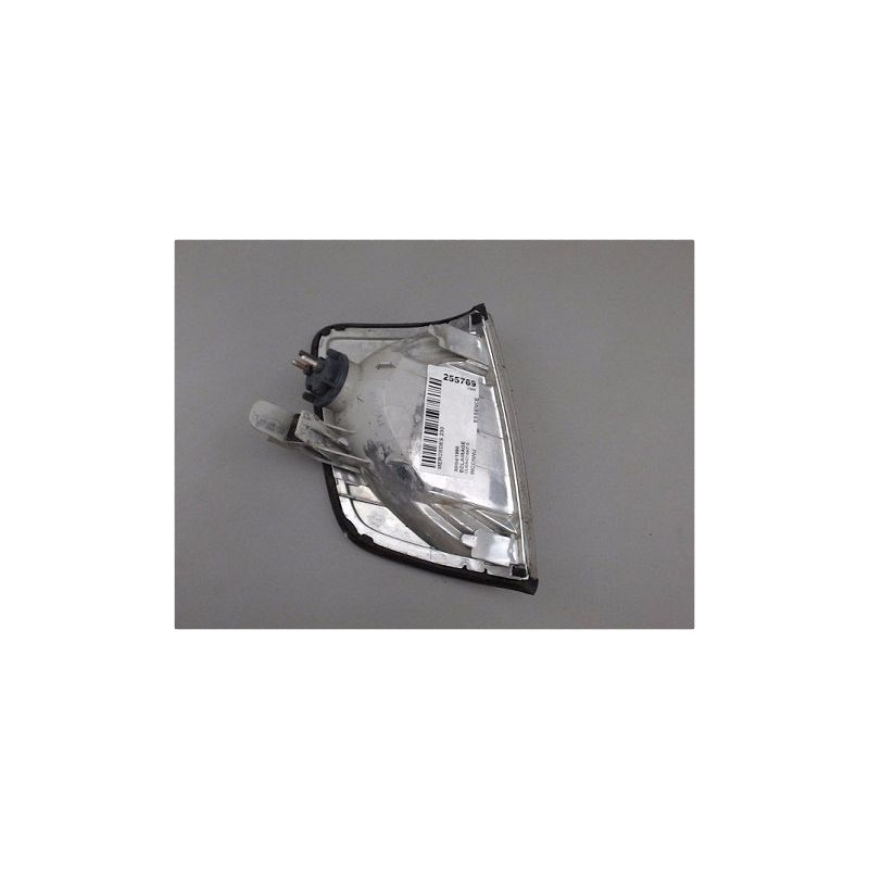 CLIGNOTANT GAUCHE MERCEDES 230
