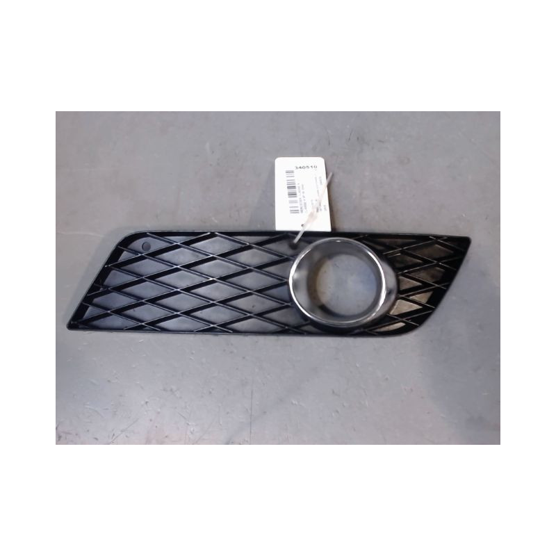 OBTURATEUR PHARE ADDITIONNEL PARE-CHOC AVG MERCEDES CLASSE A 2004-