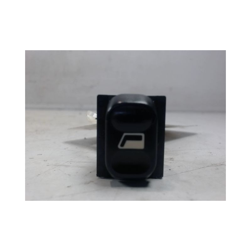 COMMANDE LEVE-GLACE PORTE AVD CITROEN EVASION