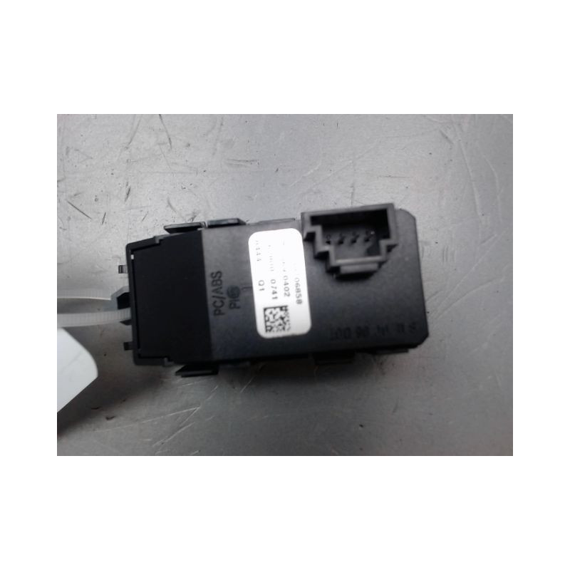 BOUTON DE WARNING MERCEDES GLK