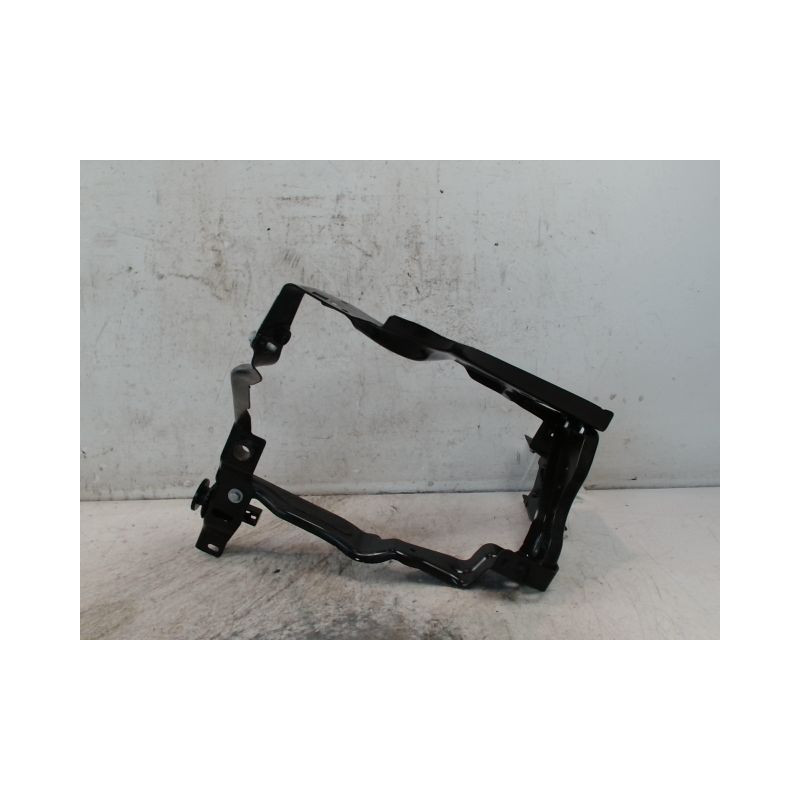 TOLE PORTE PHARE GAUCHE MERCEDES CLASSE C COUPE SPORT 2004-