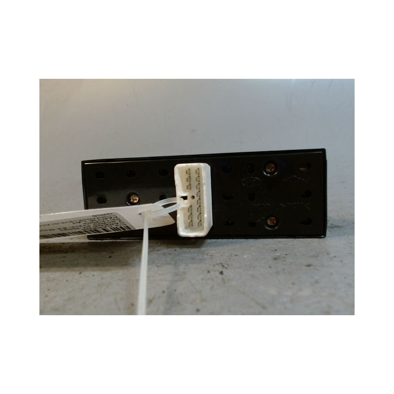 COMMANDE LEVE-GLACE PORTE AVG KIA CARENS 2002-