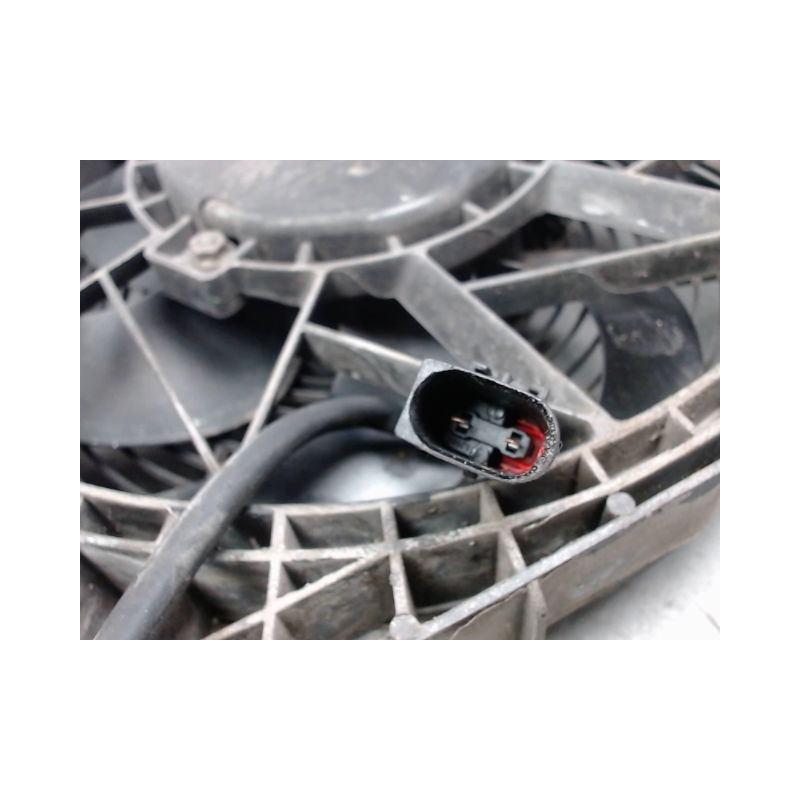 MOTEUR VENTILATEUR RADIATEUR MERCEDES VIANO COMPACT