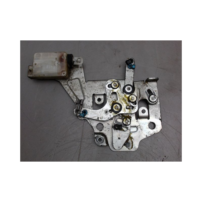 SERRURE PORTE BATTANTE ARRIERE DROIT IVECO 35C13