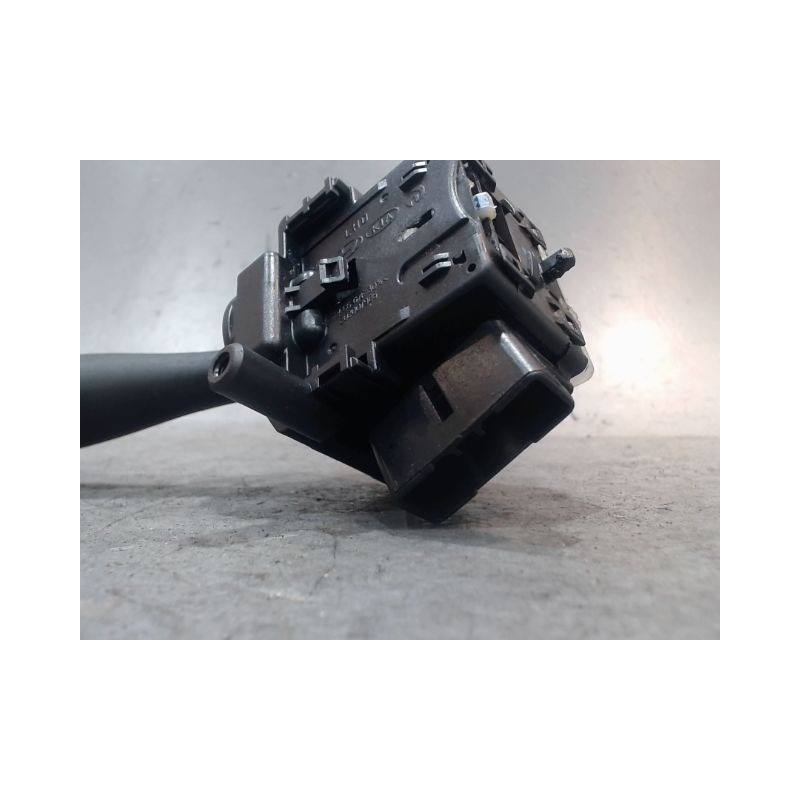 COMMANDE CLIGNOTANT HYUNDAI I10
