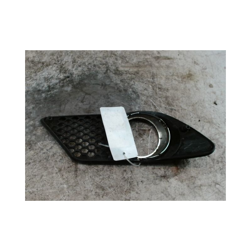 OBTURATEUR PHARE ADDITIONNEL PARE-CHOC AVD MERCEDES CLASSE C BREAK 2004-