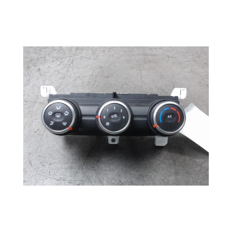 COMMANDE DE CHAUFFAGE RENAULT CLIO