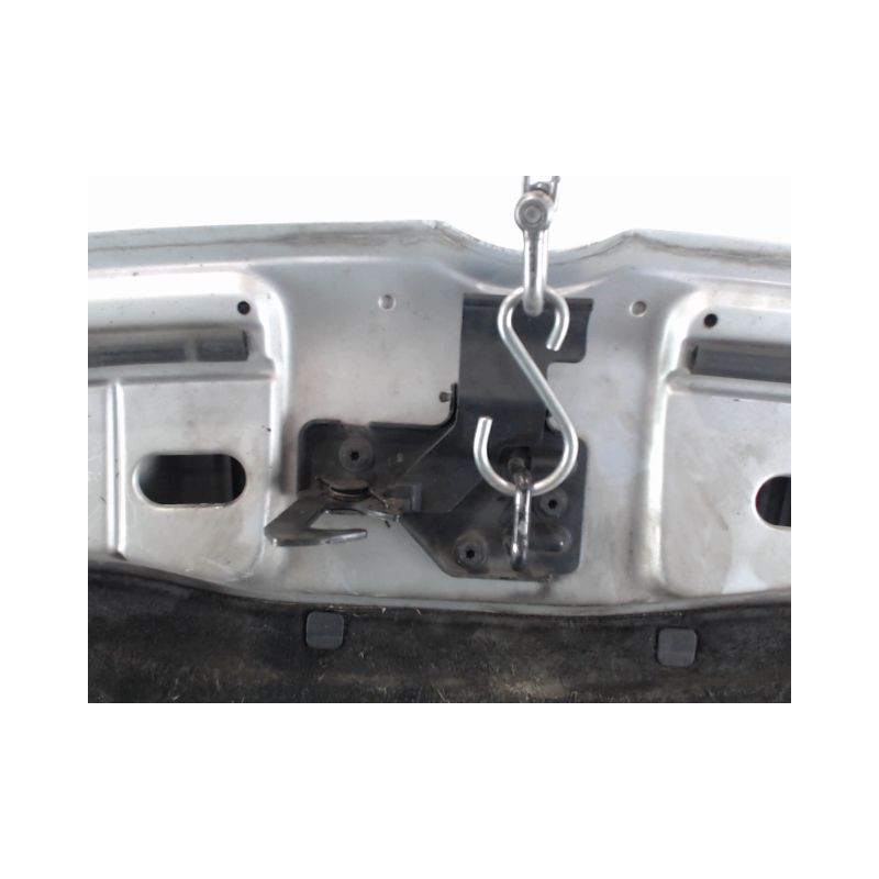 CAPOT VOLKSWAGEN POLO 02-05