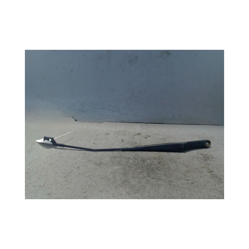 BRAS ESSUIE-GLACE AVANT DROIT VOLKSWAGEN POLO 2009-