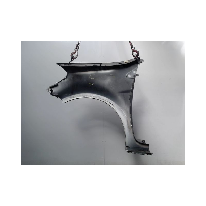 AILE AVANT DROIT RENAULT CLIO III 2009-