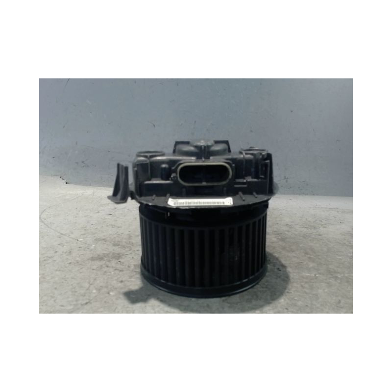 MOTEUR VENTILATEUR CHAUFFAGE RENAULT CLIO III 2009-