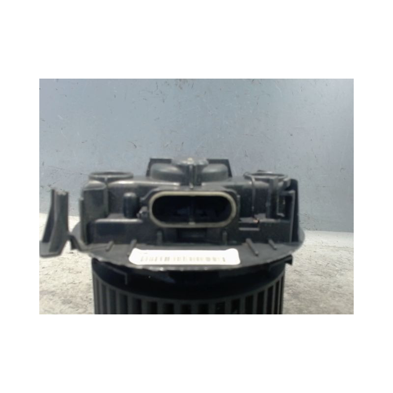 MOTEUR VENTILATEUR CHAUFFAGE RENAULT CLIO III 2009-