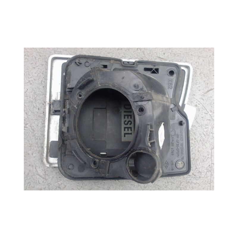 VOLET DE TRAPPE CARBURANT RENAULT MASTER