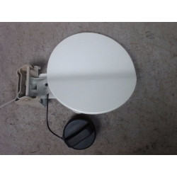 VOLET DE TRAPPE CARBURANT