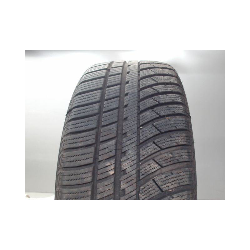 Pneu ROVELO ALL WEATHER R4S 205 55 16 94 V