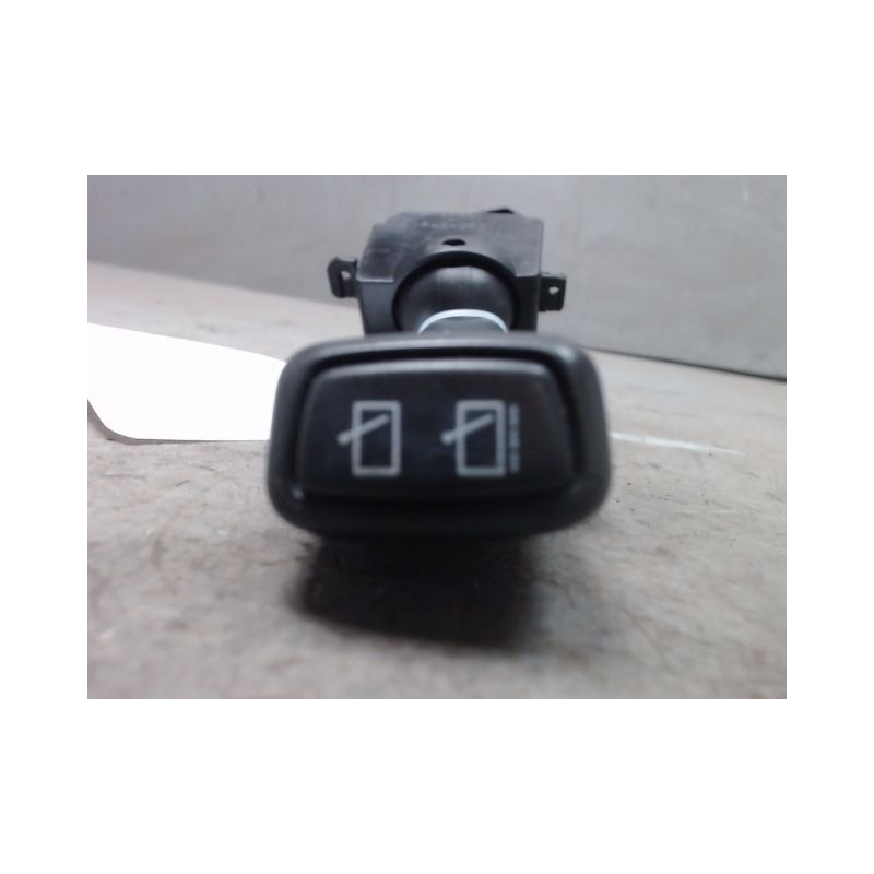 COMMANDE ESSUIE GLACE VOLVO V50