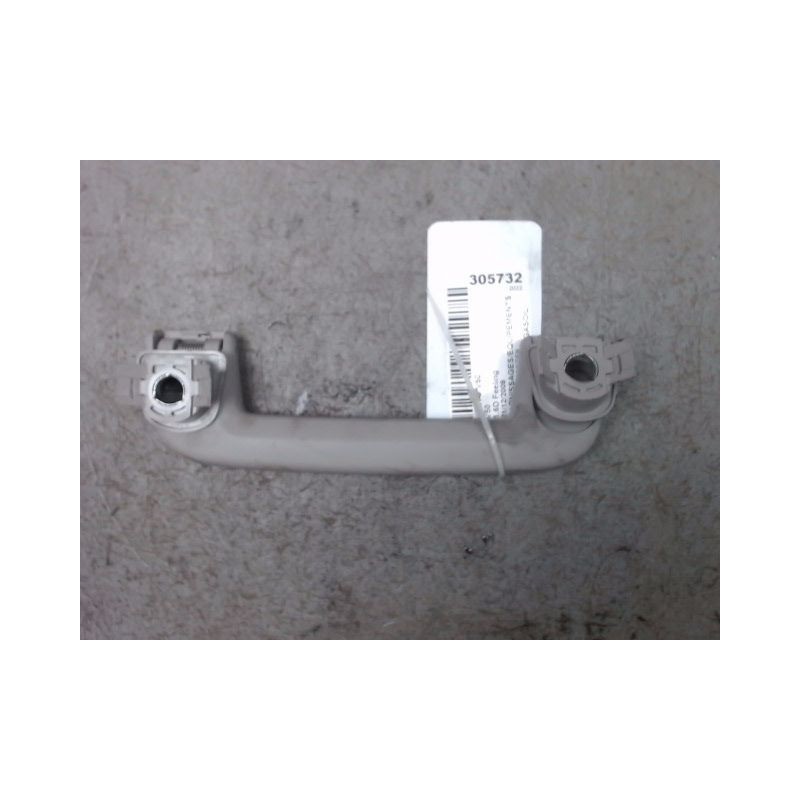 POIGNEE DE MAINTIEN VOLVO V50