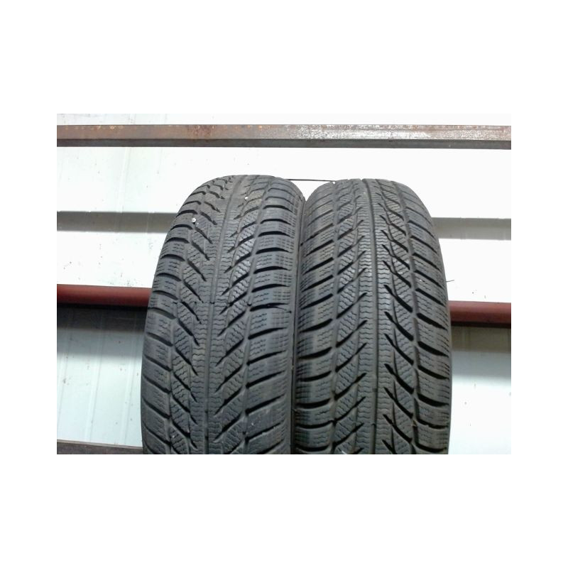 Paire de pneus GOODRIDE SW608 SNOWMASTER 175 65 14 82 H