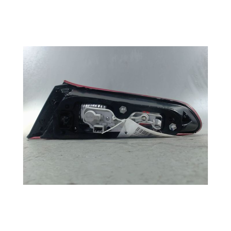 FEU ARRIERE INTERIEUR GAUCHE ALFA ROMEO GUILIETTA 2010-
