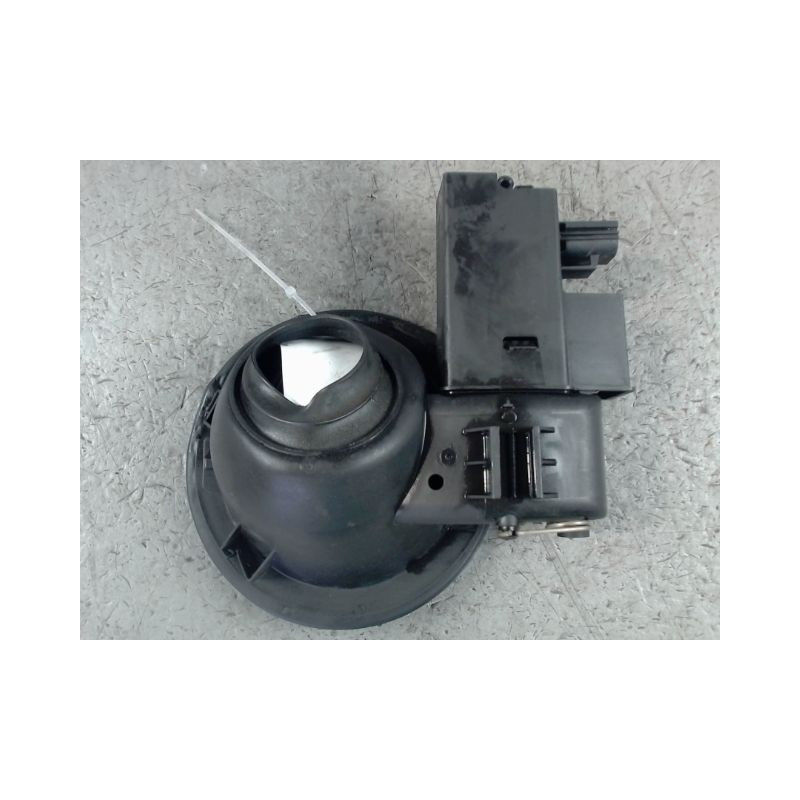 VOLET DE TRAPPE CARBURANT FORD FOCUS 2008-