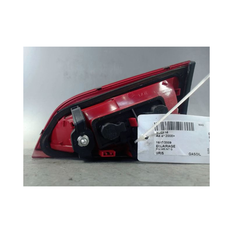 FEU ARRIERE INTERIEUR GAUCHE AUDI A4 2008-