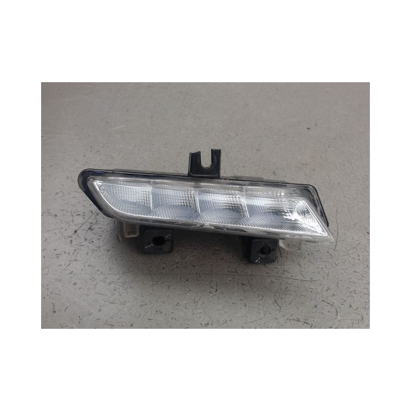 FEUX POSITION DROIT RENAULT CLIO