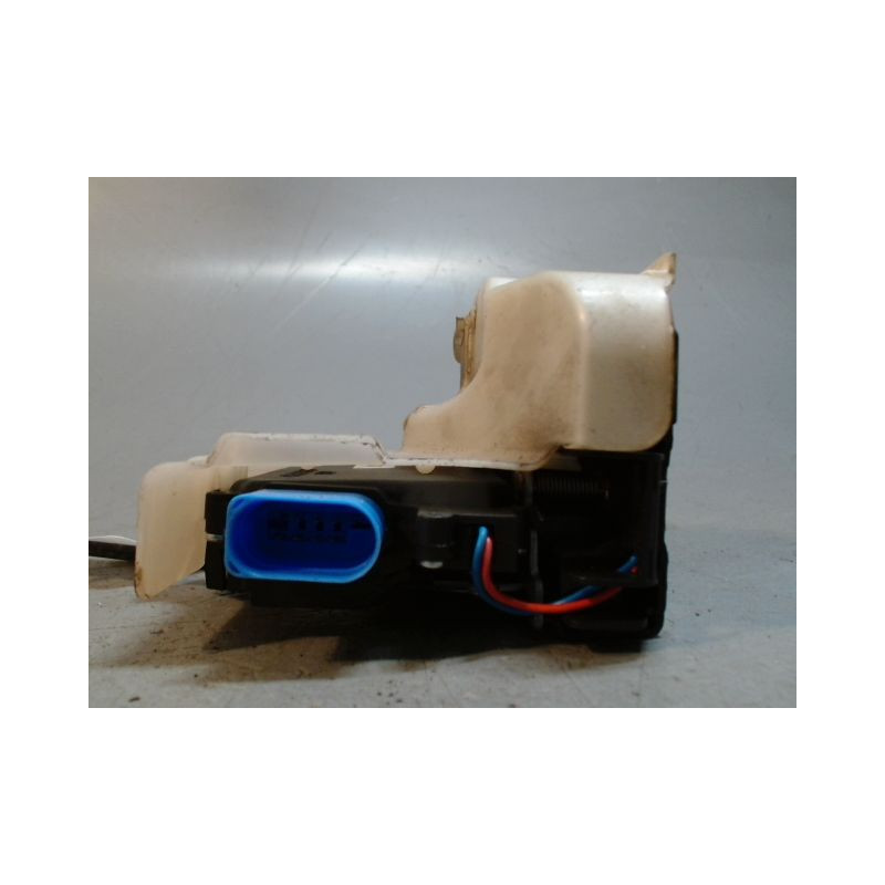 SYSTEME CONDAMNATION AVANT GAUCHE VOLKSWAGEN GOLF V 2003-2009