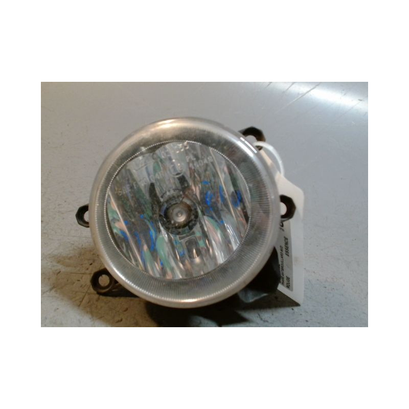 PHARE ANTIBROUILLARD AVANT DROIT TOYOTA YARIS
