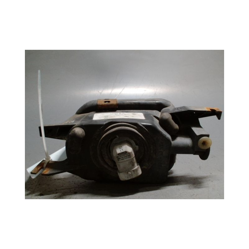 PHARE ANTIBROUILLARD AVANT GAUCHE MERCEDES CLASSE C COUPE SPORT