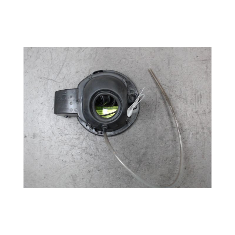 VOLET DE TRAPPE CARBURANT SKODA FABIA
