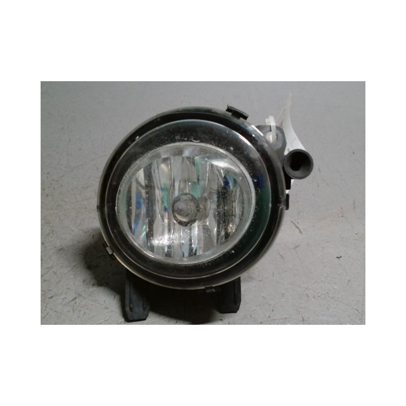 PHARE ANTIBROUILLARD AVANT DROIT B.M.W. SERIE 2