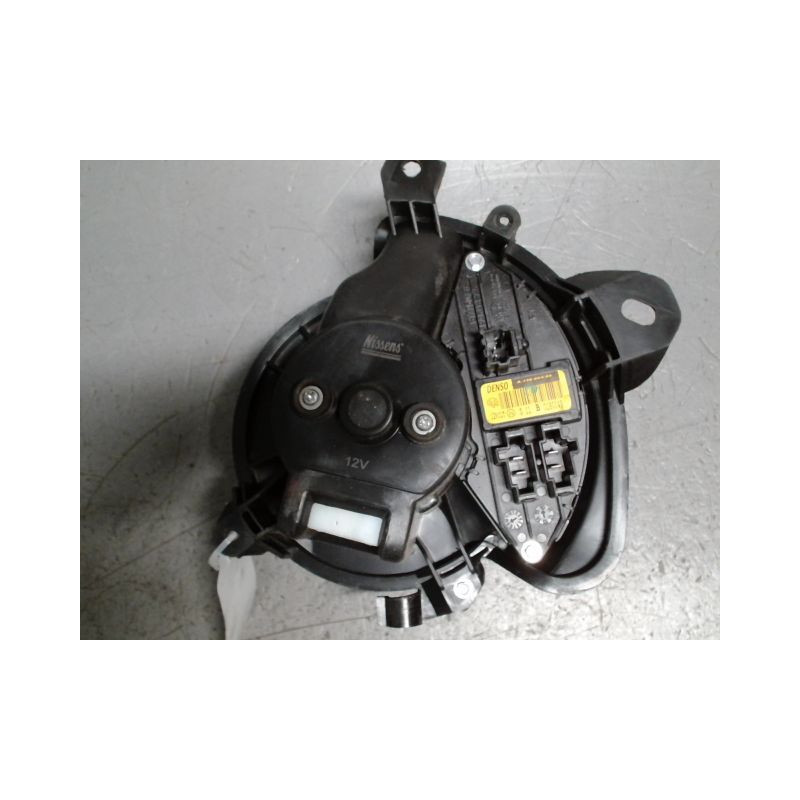 MOTEUR VENTILATEUR CHAUFFAGE OPEL CORSA 2010-