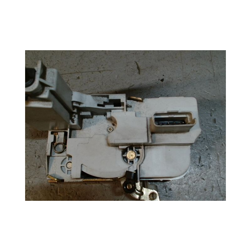 SYSTEME CONDAMNATION AVANT GAUCHE PEUGEOT 307 BREAK 02-05