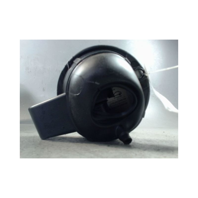 VOLET DE TRAPPE CARBURANT VOLKSWAGEN POLO 2009-