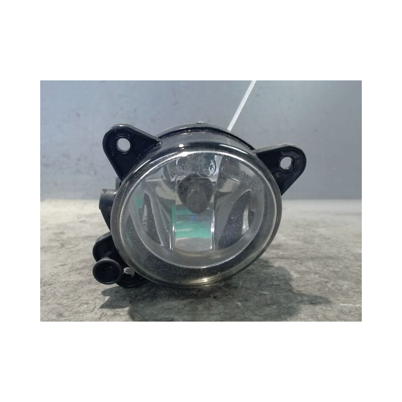 PHARE ANTIBROUILLARD AVANT GAUCHE SKODA ROOMSTER