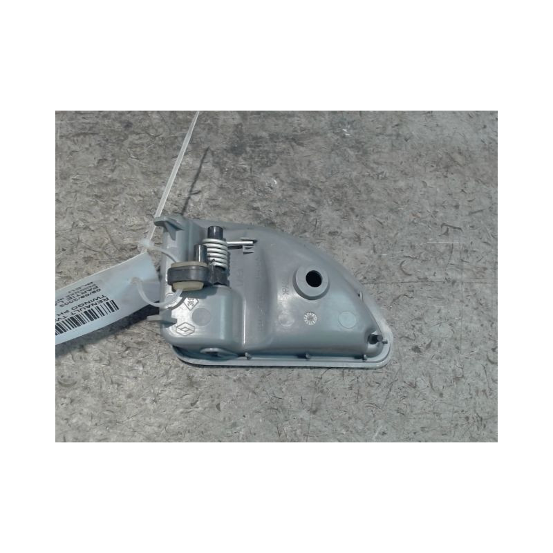 POIGNEE INTERIEURE PORTE AVANT DROIT RENAULT TWINGO PH.3 2000-2007